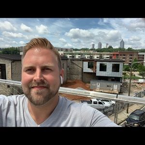 Meet your Posher, Eric